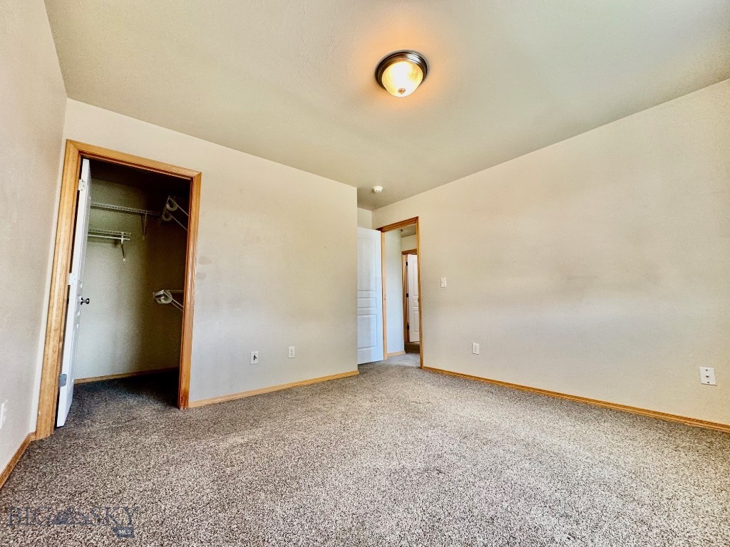949 N River Rock Drive Property Photo 23