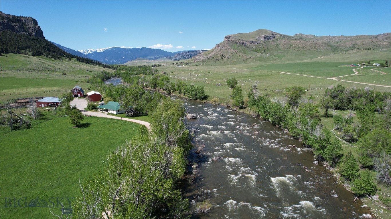 1545 & 1547 Stillwater River Road Property Photo