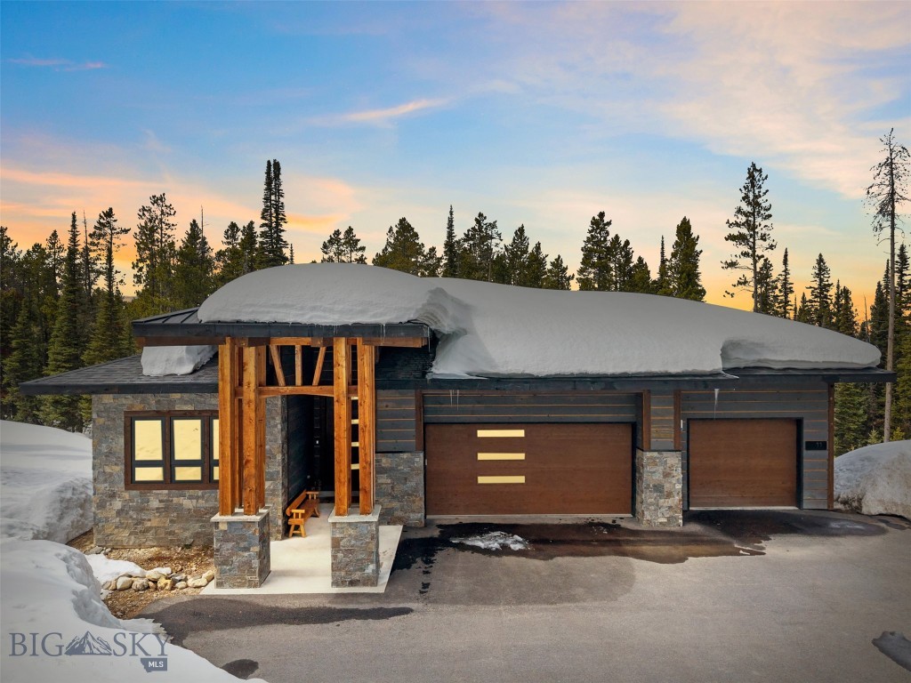 11 Speaking Eagle Property Photo 1
