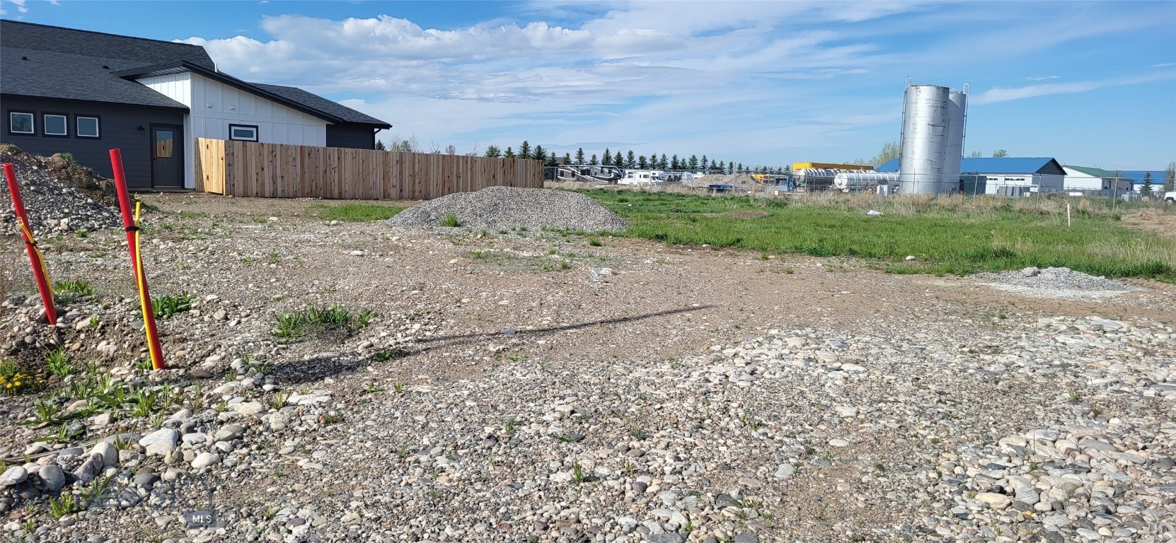 514 Spaniel Drive Property Photo 1