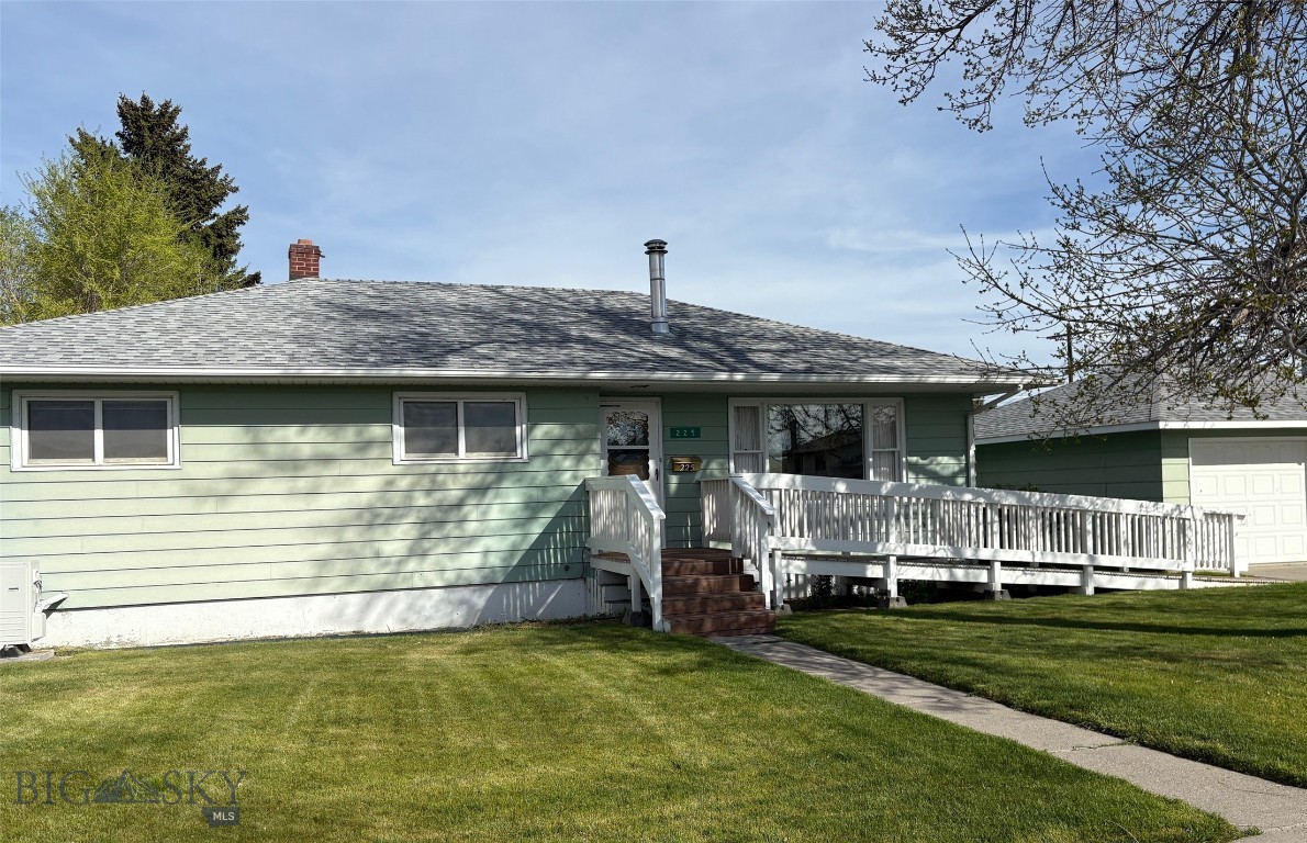 225 S Nelson Street Property Photo