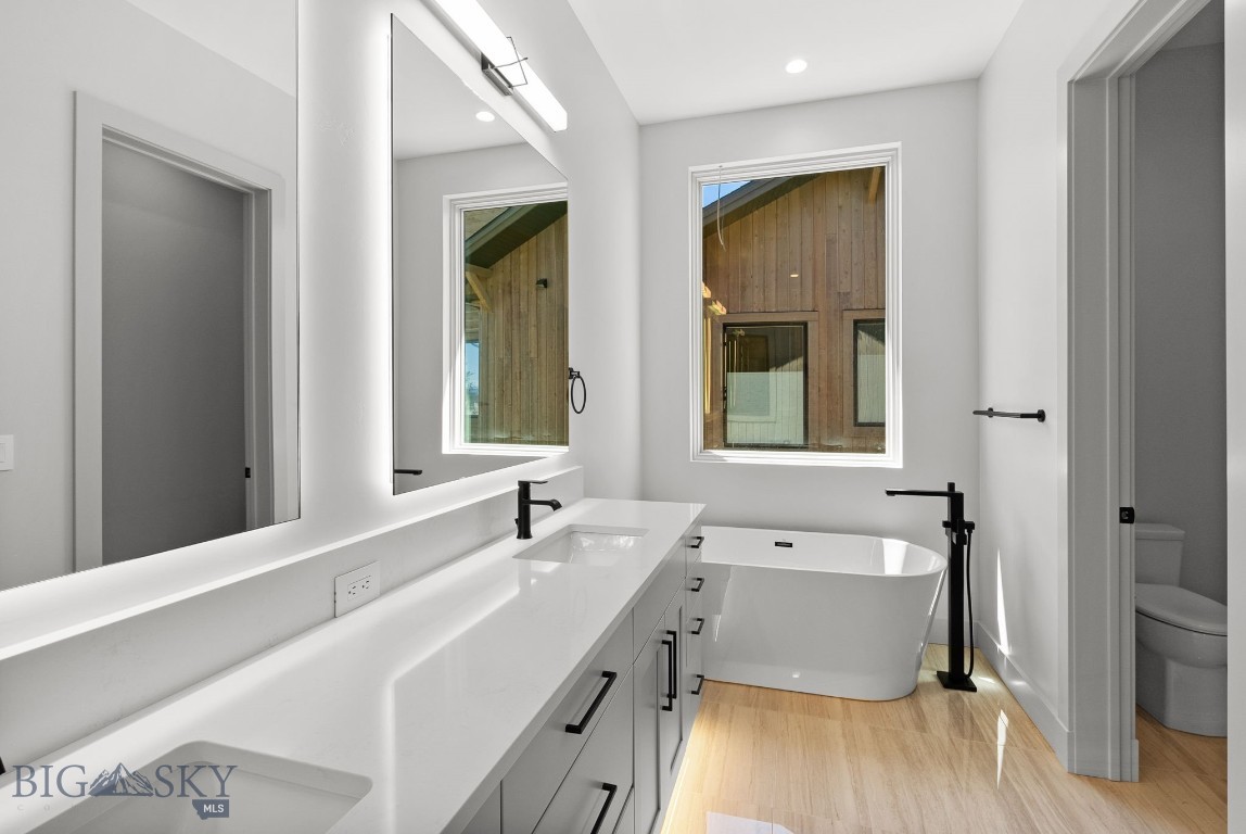 379 Black Bull Trl Property Photo 16