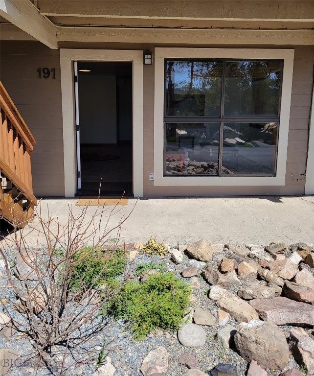 2025 Little Coyote Road 191 Property Photo 1
