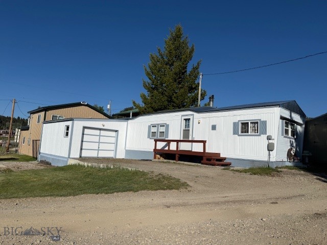 203 Birch Street Property Photo 1