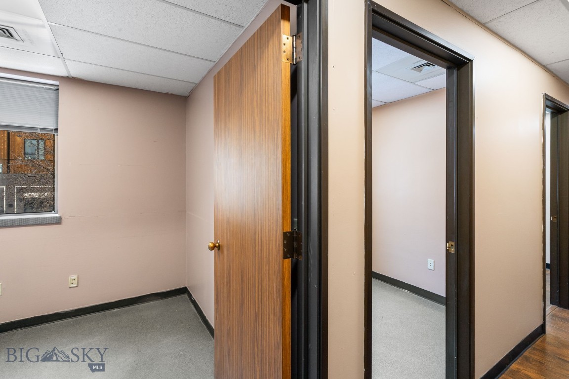 300 N Wilson Property Photo 30