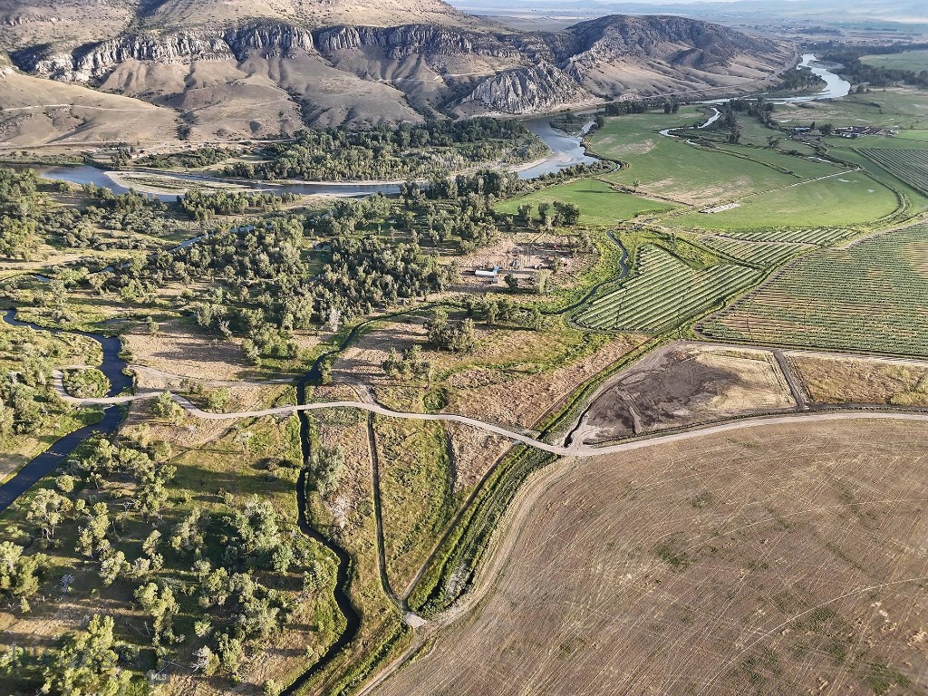 5211 Old Yellowstone Trail Property Photo 31