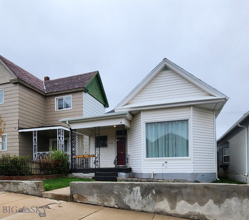823 W Copper Property Photo