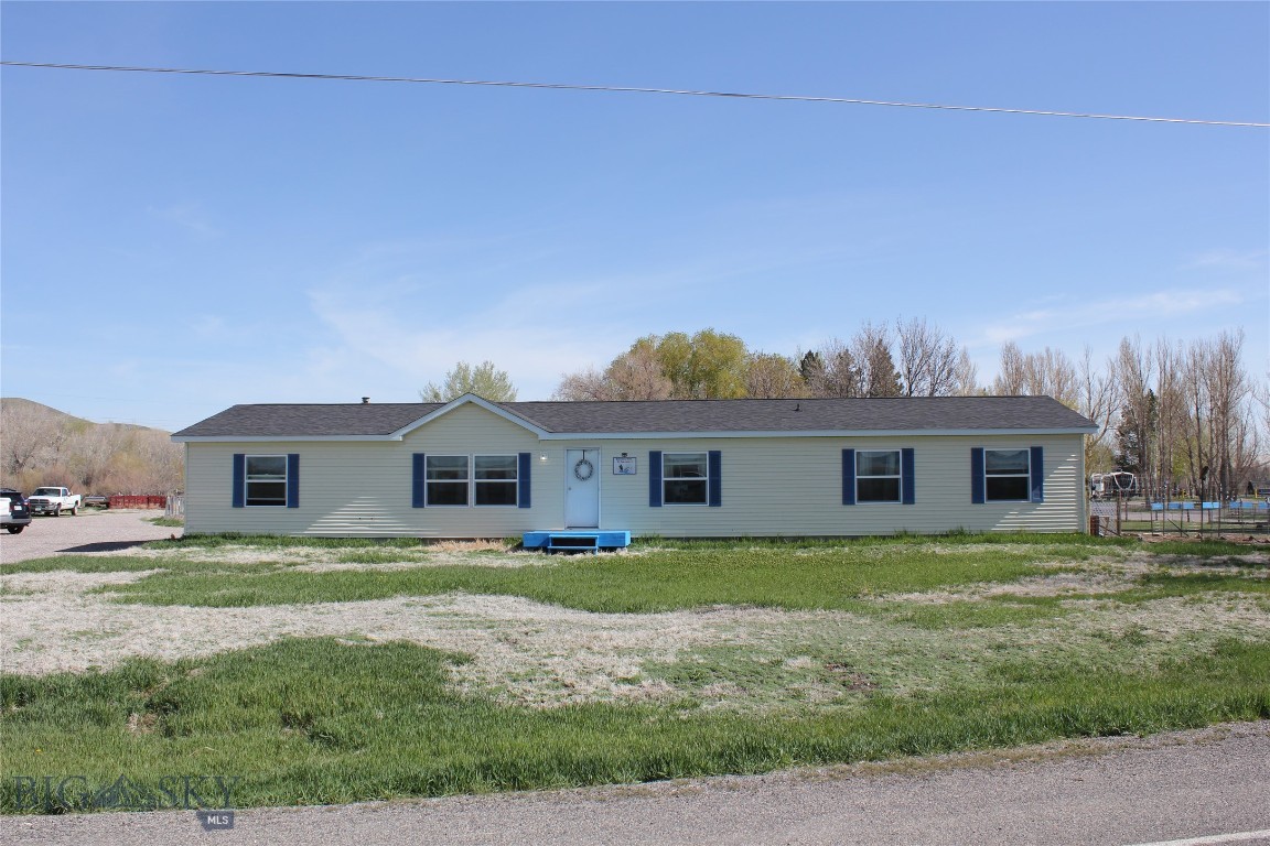 735 W Park Property Photo 15