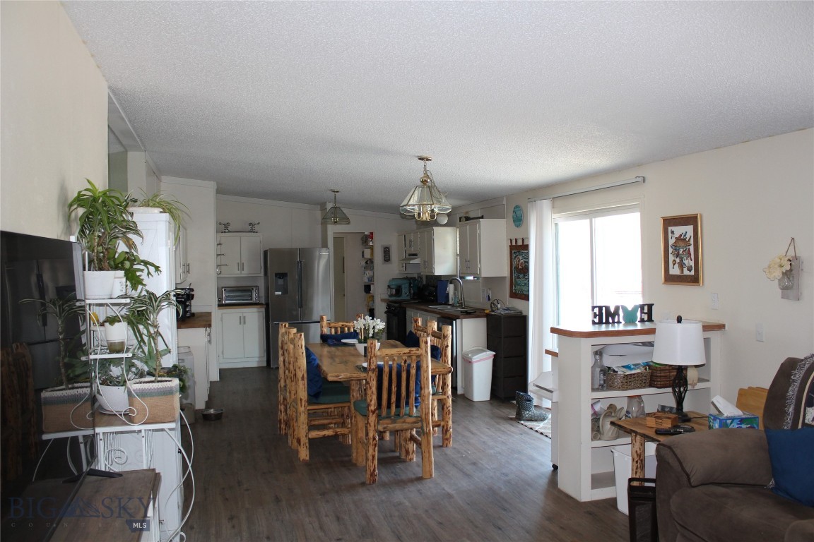 735 W Park Property Photo 19