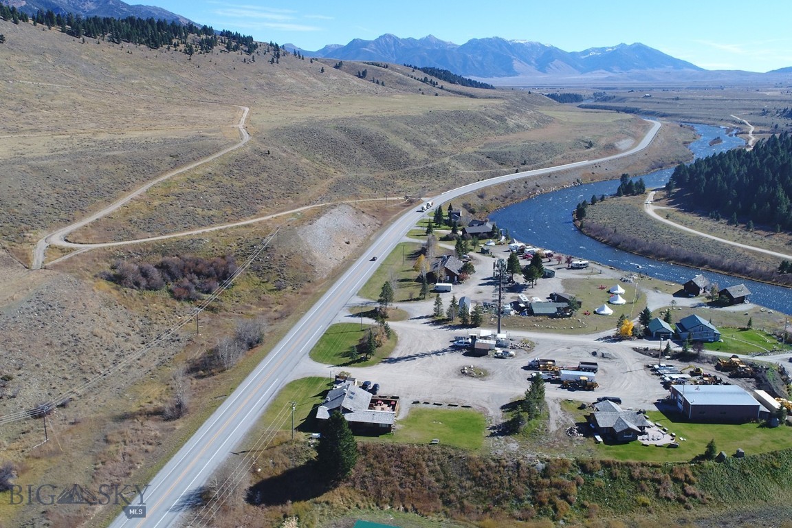 1405 Us Highway 287 Highway N Property Photo 19