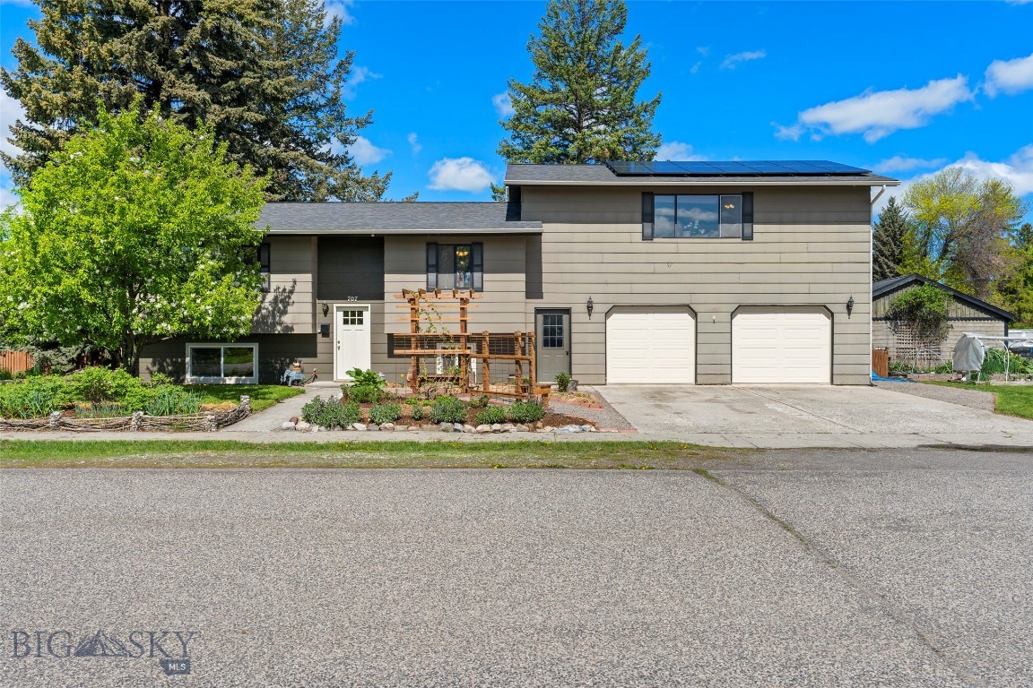707 Montana Street, Belgrade, MT 59714 | MLS#: 401971 | Belgrade Real ...