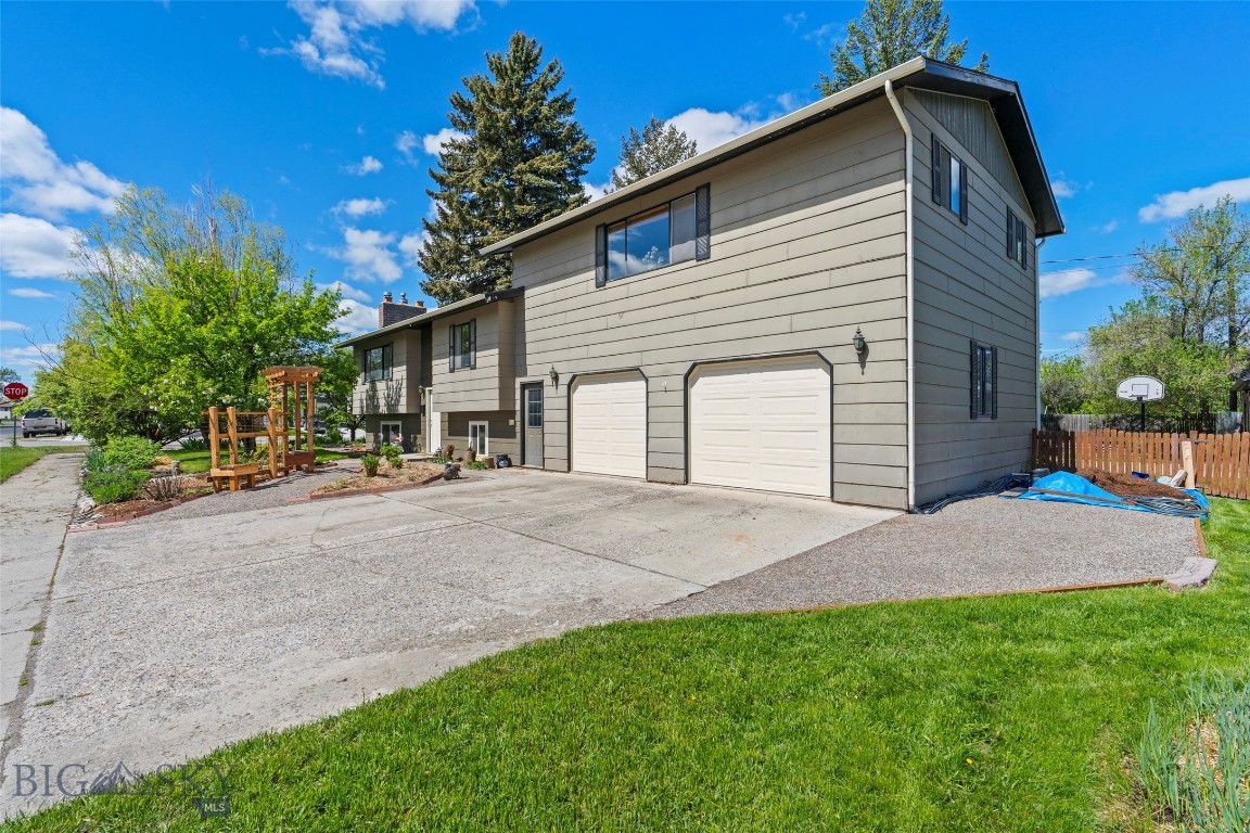 707 Montana Street, Belgrade, MT 59714 | MLS#: 401971 | Belgrade Real ...