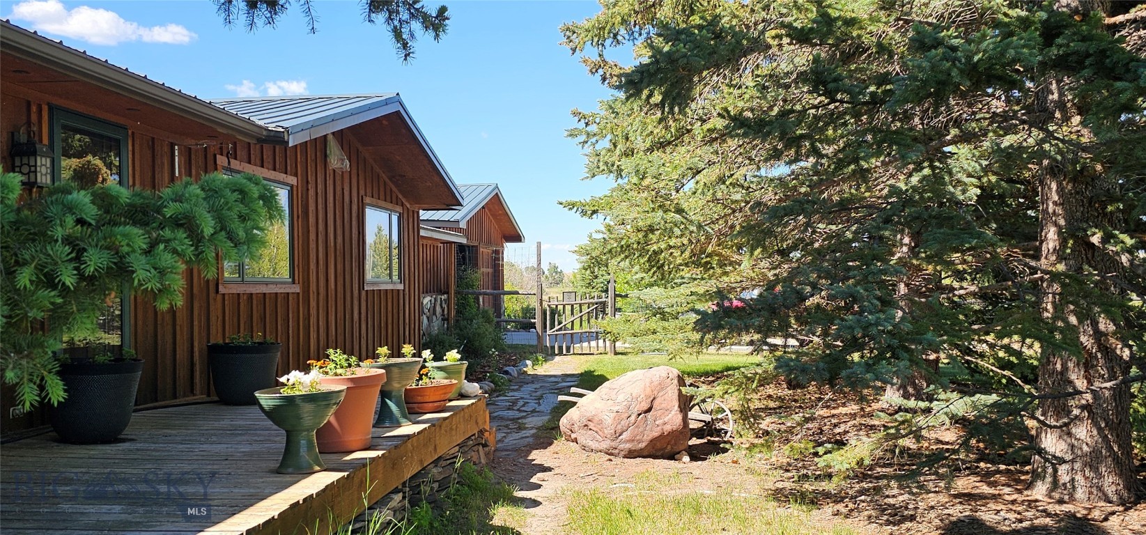 13 Shefield Drive Property Photo 4