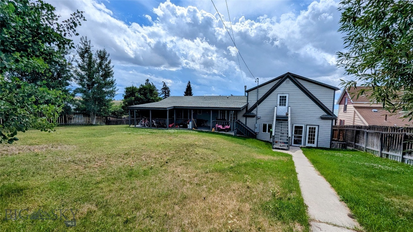 517 W Daly Property Photo 40