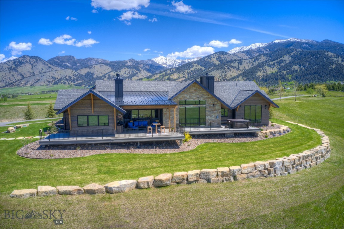 419 Upper Autumn Ridge Road Property Photo