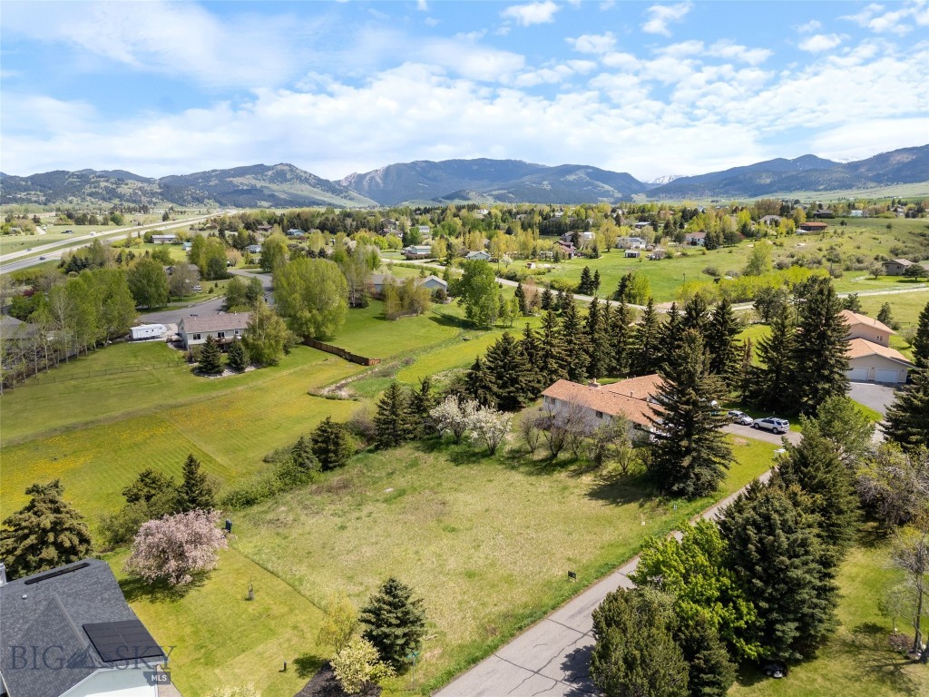 111 Sunset Boulevard Property Photo