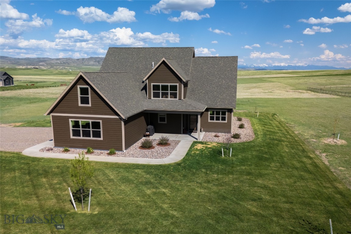 16 Crimson Property Photo 1