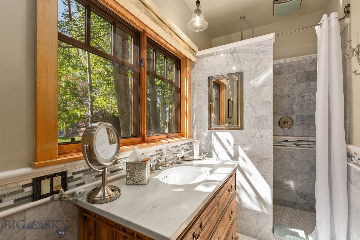 127 Rainbow Point Road Property Photo 49