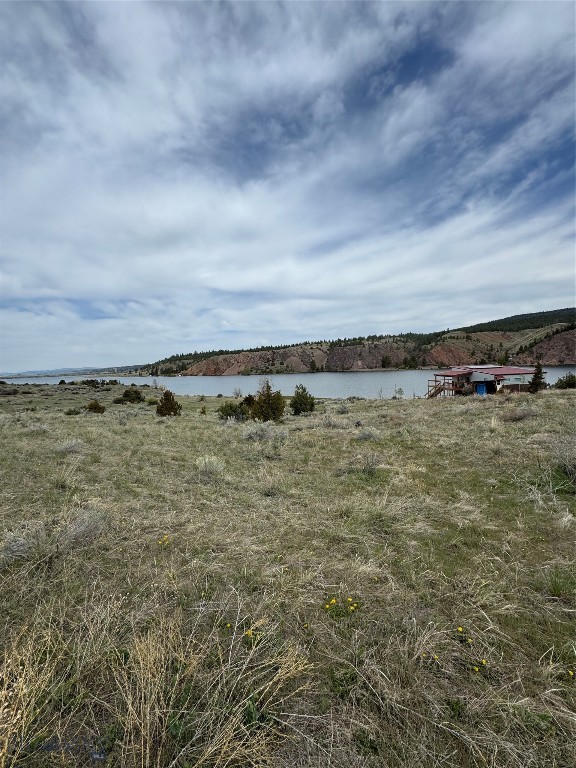 6015 Whyte Property Photo 6