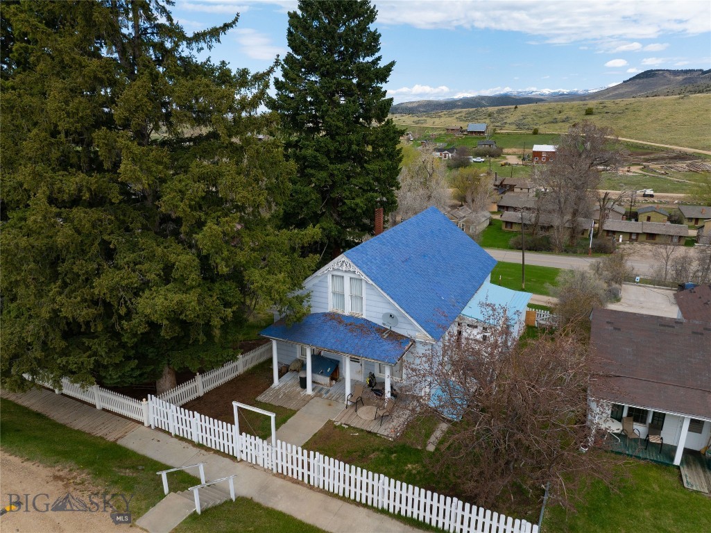 209 E Idaho Street Property Photo