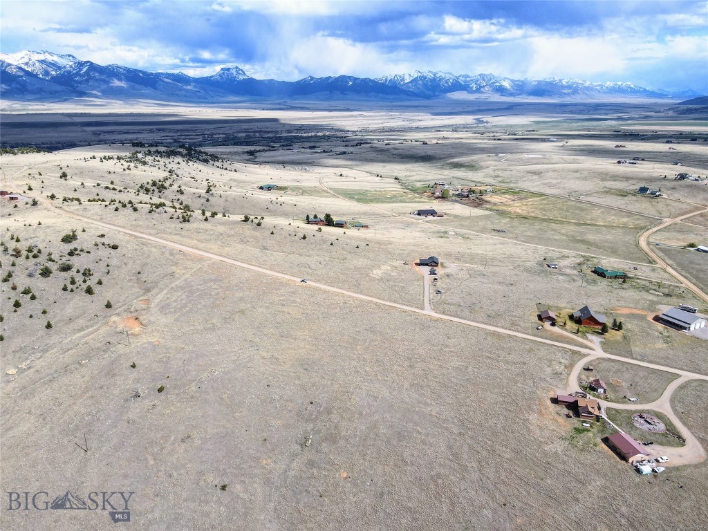 193a Hilltop Trail Property Photo 9