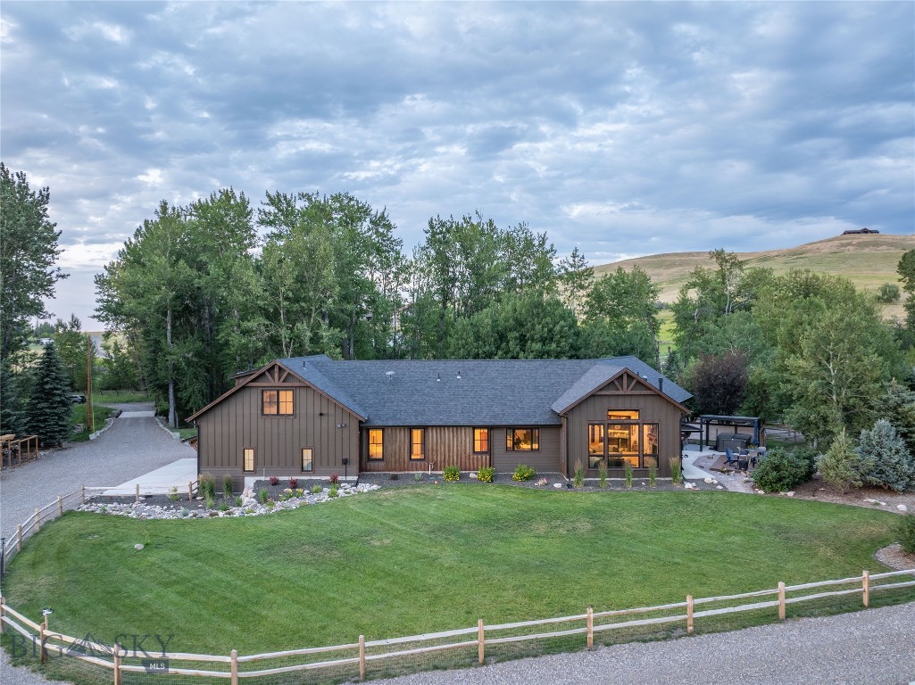 17450 Wilson Creek Road Property Photo 4