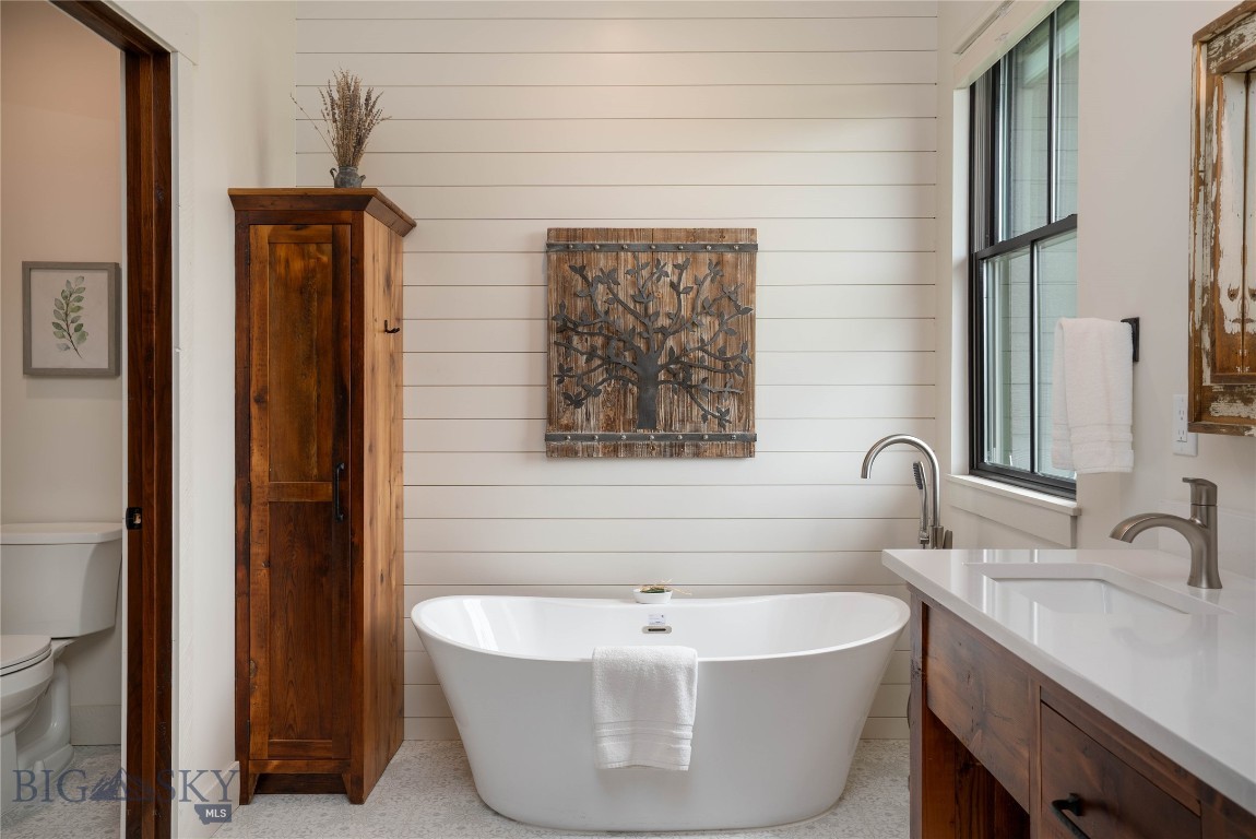 17450 Wilson Creek Road Property Photo 32