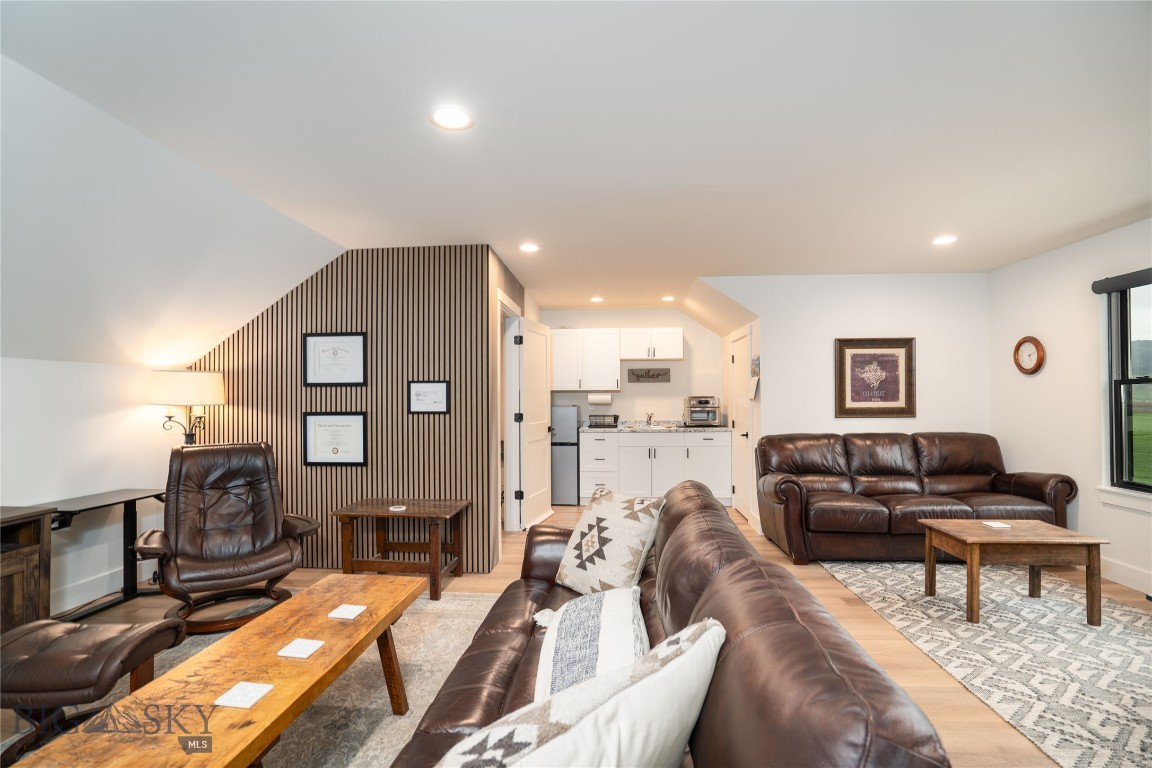 17450 Wilson Creek Road Property Photo 52