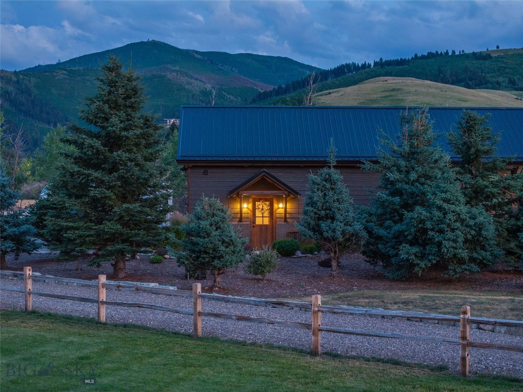 17450 Wilson Creek Road Property Photo 57