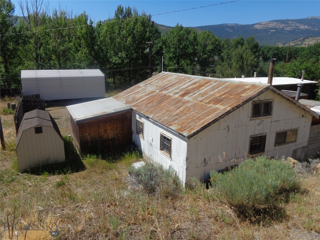 314 Washoe Park Road Property Photo 8