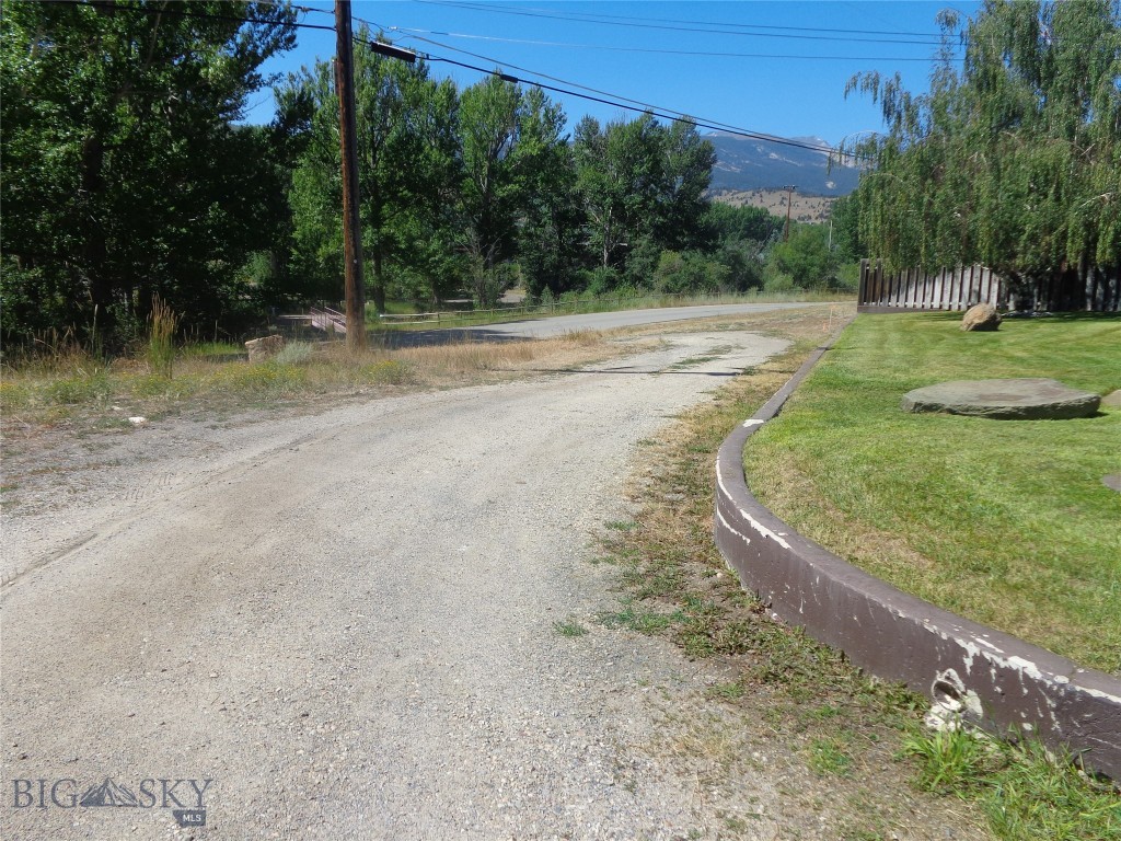 314 Washoe Park Road Property Photo 14