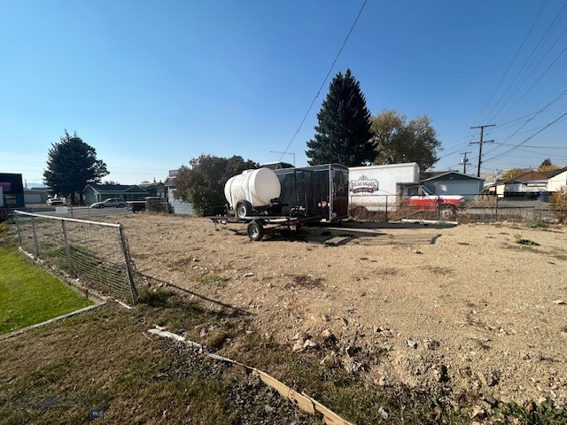 1636 Harrison Property Photo 4