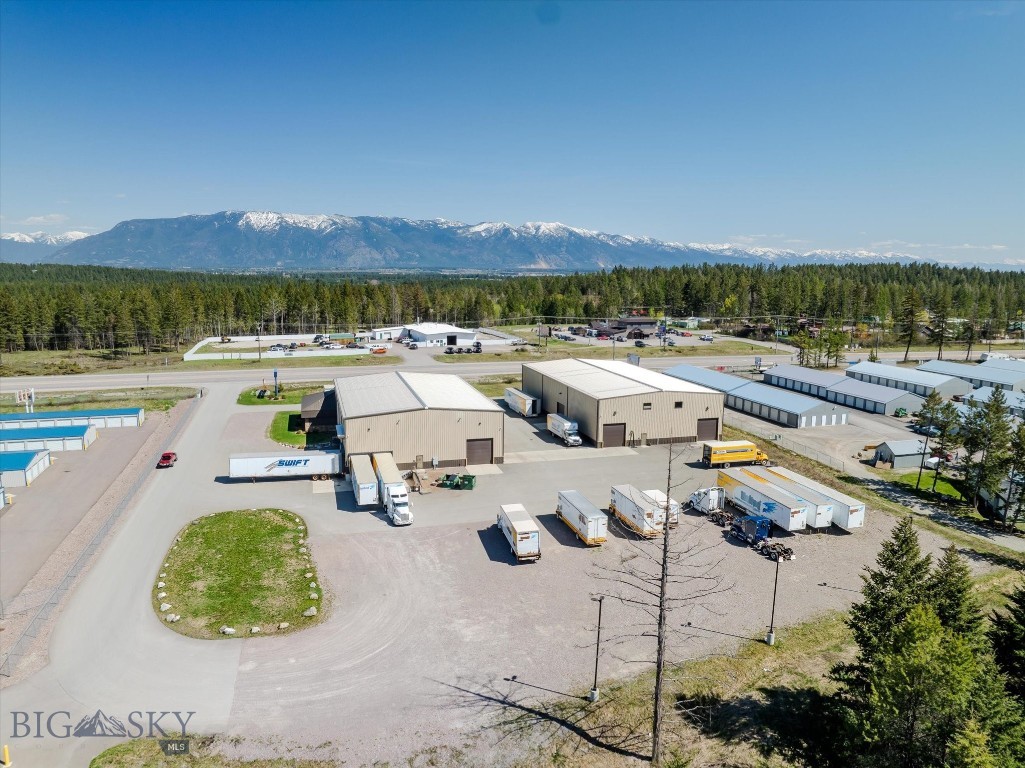 5020 93 Highway S Property Photo 4