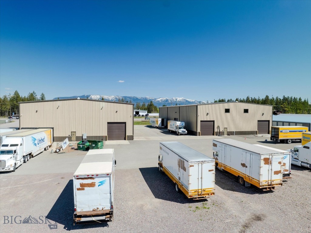 5020 93 Highway S Property Photo 5