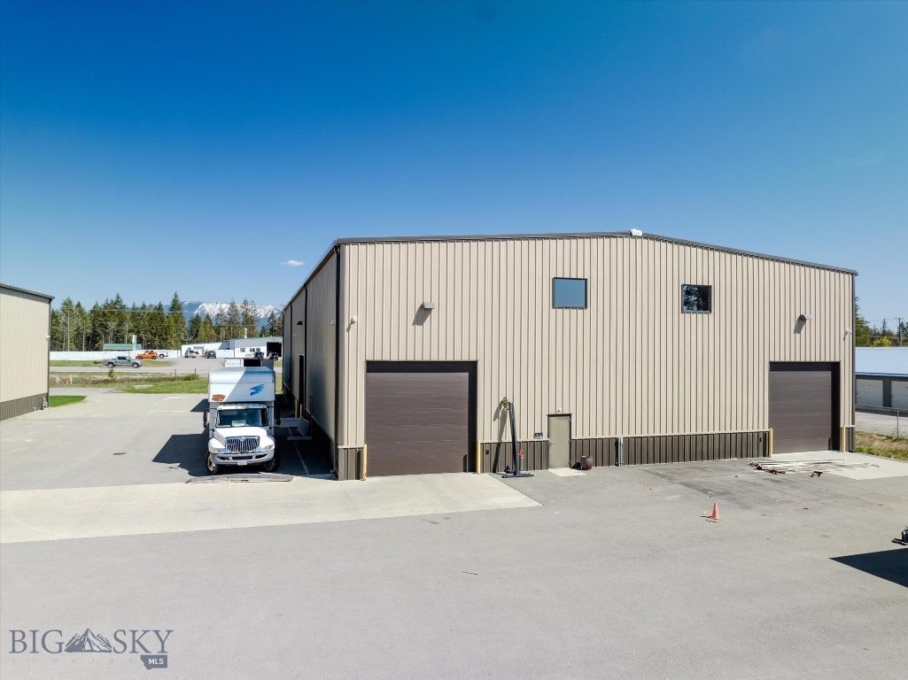 5020 93 Highway S Property Photo 9