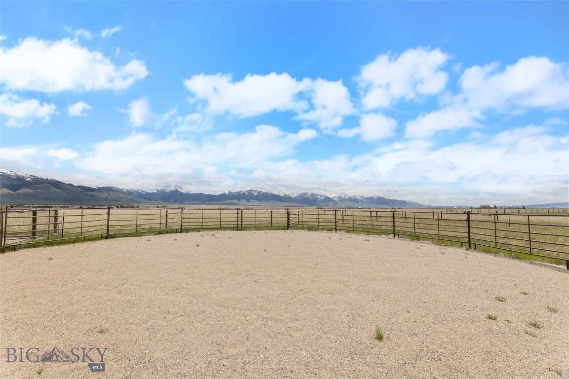 106 Lonesome Dove Rd Property Photo 49