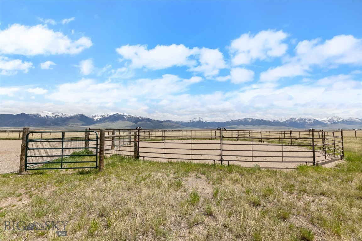 106 Lonesome Dove Rd Property Photo 50