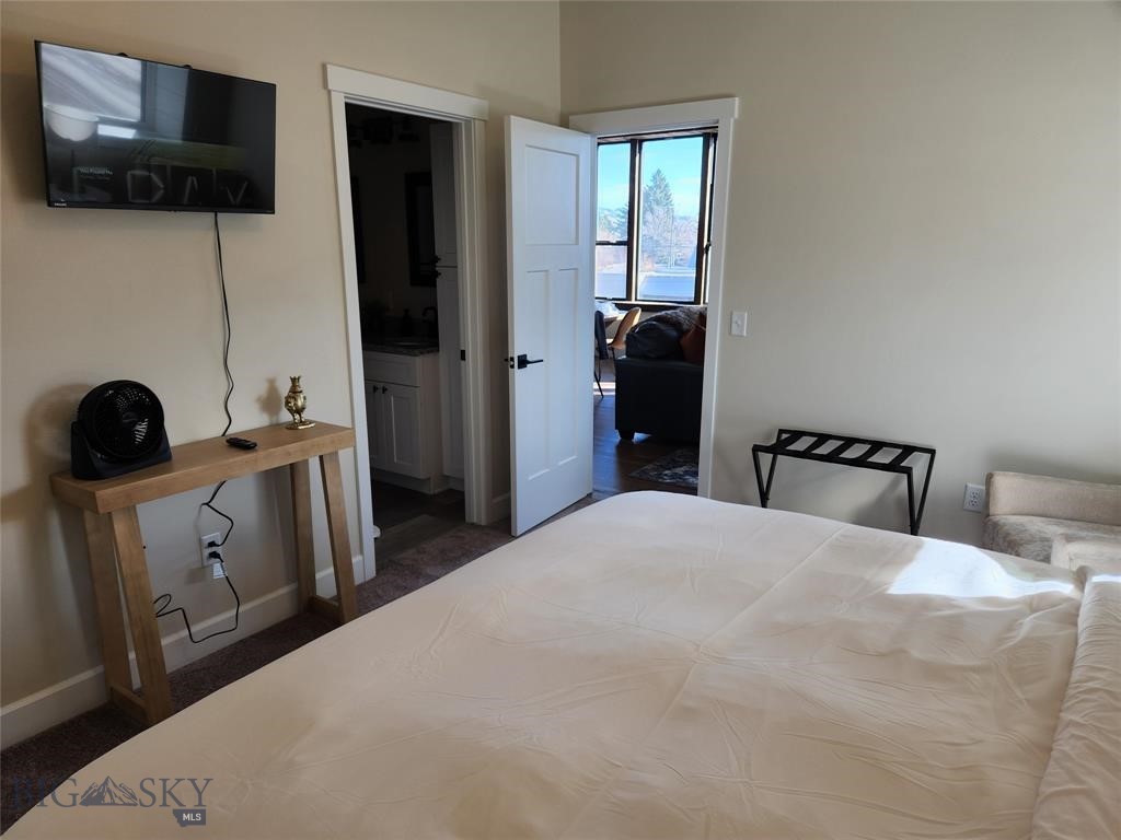 415 Broadway Street 3 Property Photo 9