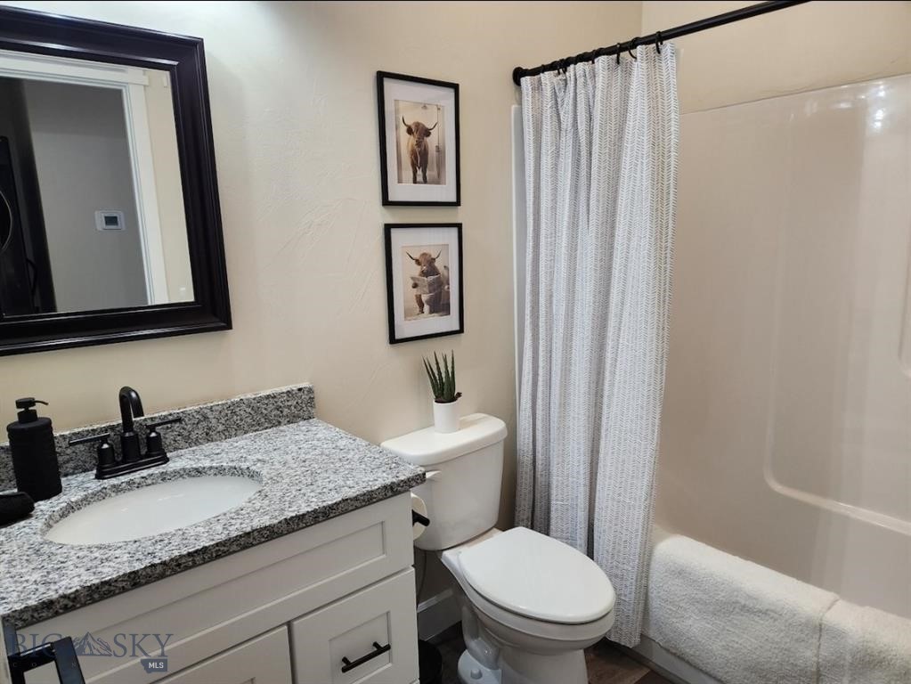 415 Broadway Street 3 Property Photo 14