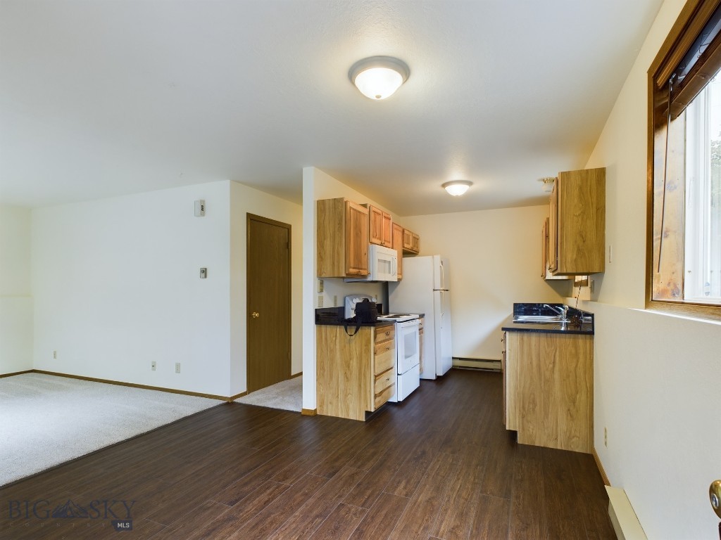 33 Arrowwood Drive Property Photo