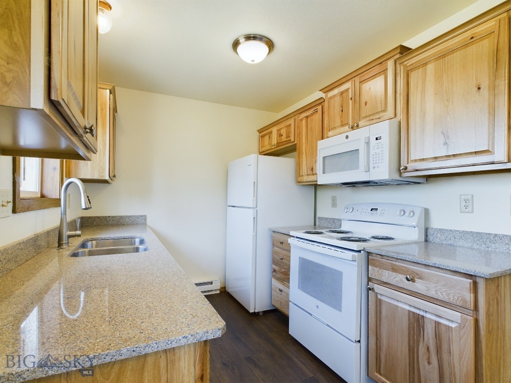43 Arrowwood Drive Property Photo