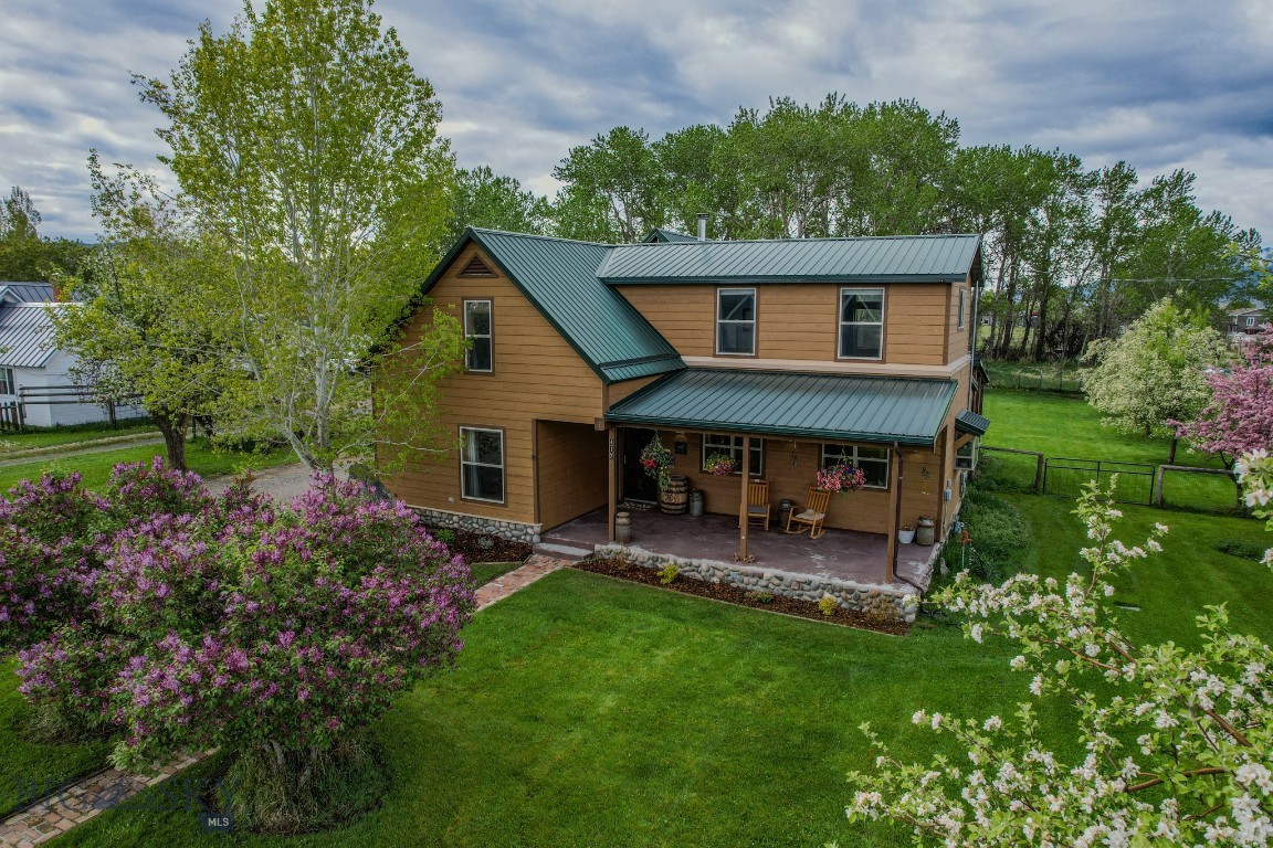 412 Mill Street Property Photo