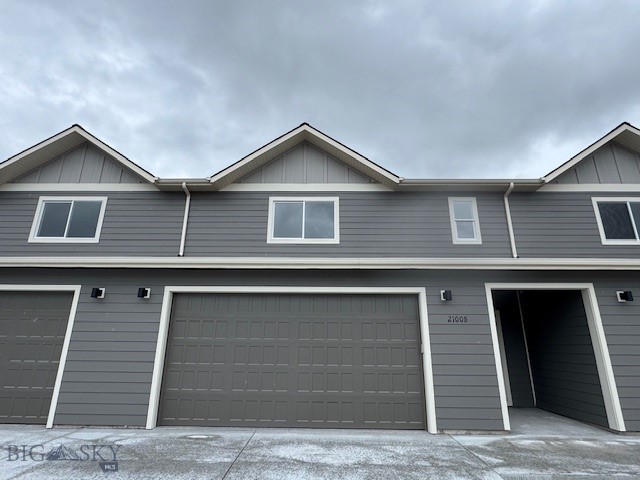 2100 Windjammer B Property Photo 1