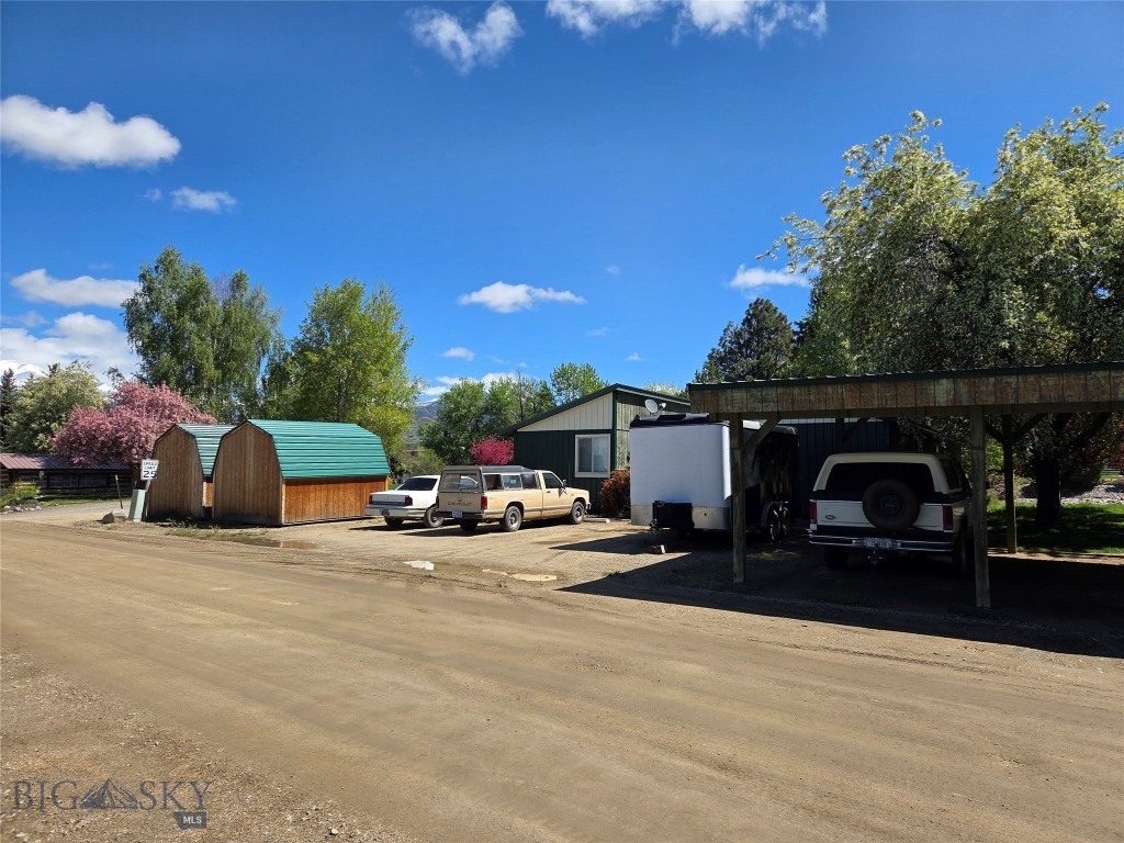2 Kearney Lane Property Photo 2