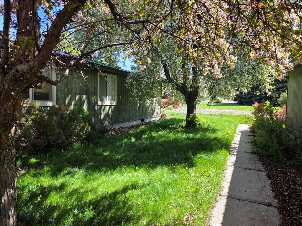 2 Kearney Lane Property Photo 6