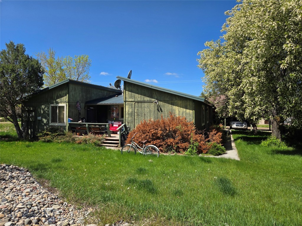 2 Kearney Lane Property Photo 7