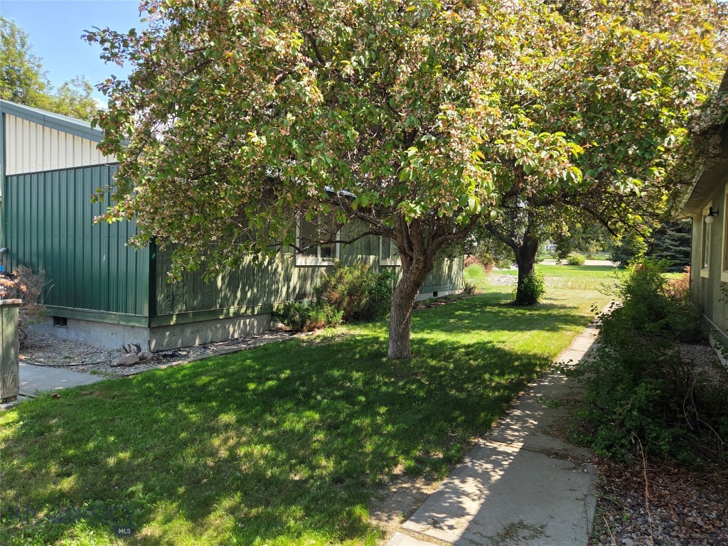 2 Kearney Lane Property Photo 18