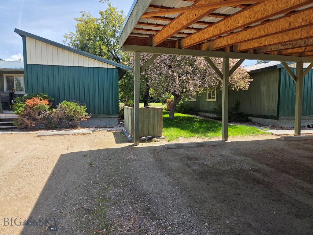 2 Kearney Lane Property Photo 22