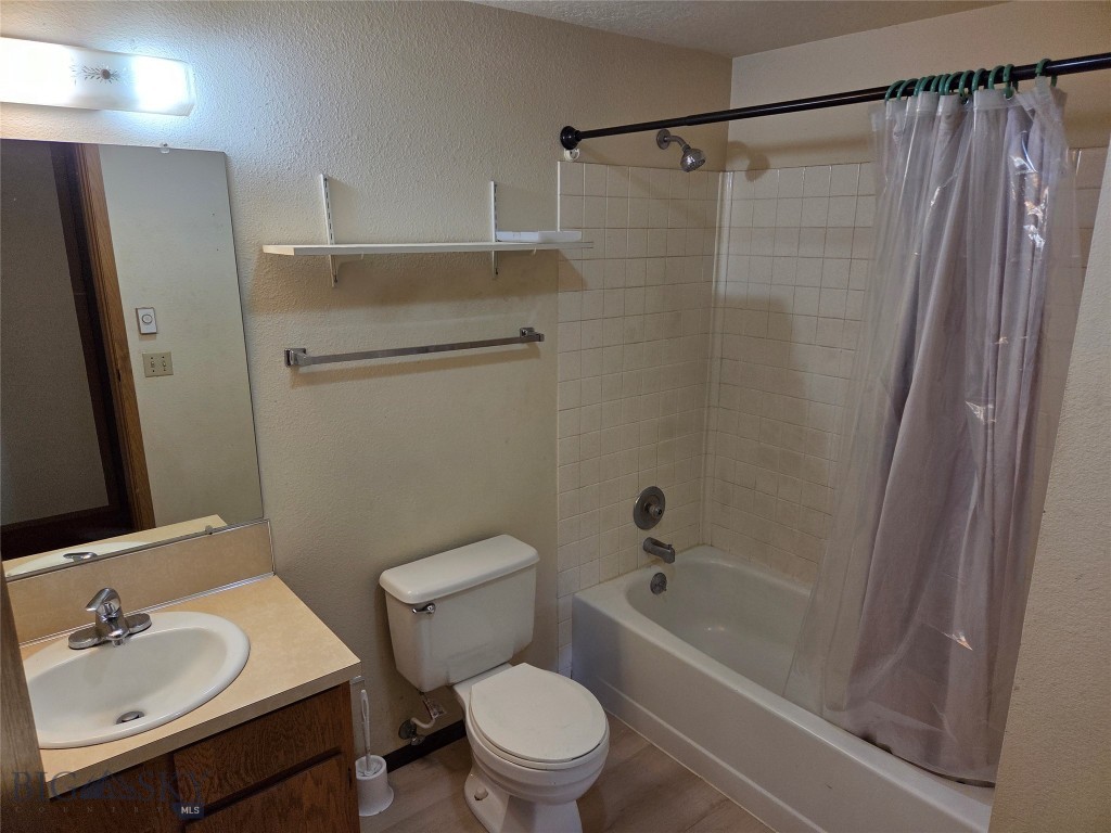 2 Kearney Lane Property Photo 29