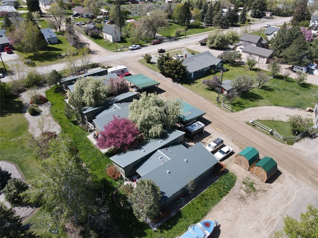 2 Kearney Lane Property Photo 33